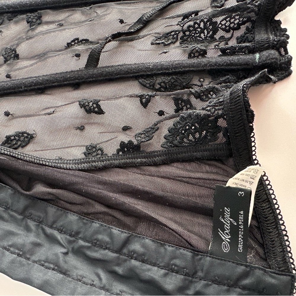 La perla vintage Elegant Black Lace Bustier - Picture 10 of 11